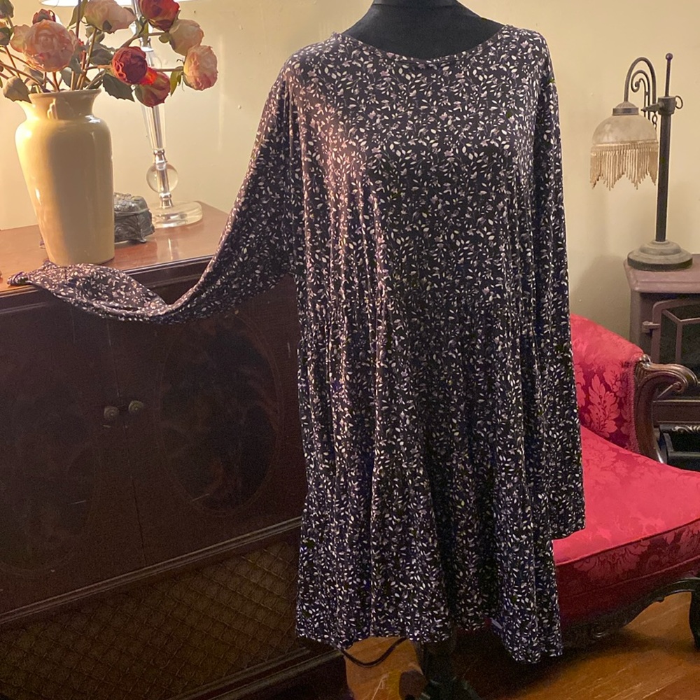 NWT In The Style Smock Dress